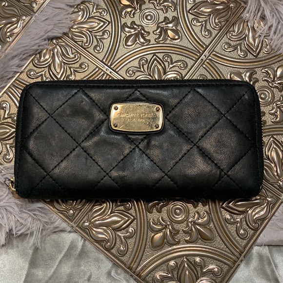 🌹Michael Kors • VINTAGE Black and Tan 100% Genuine Leather Wallets Bundle - Picture 4 of 17